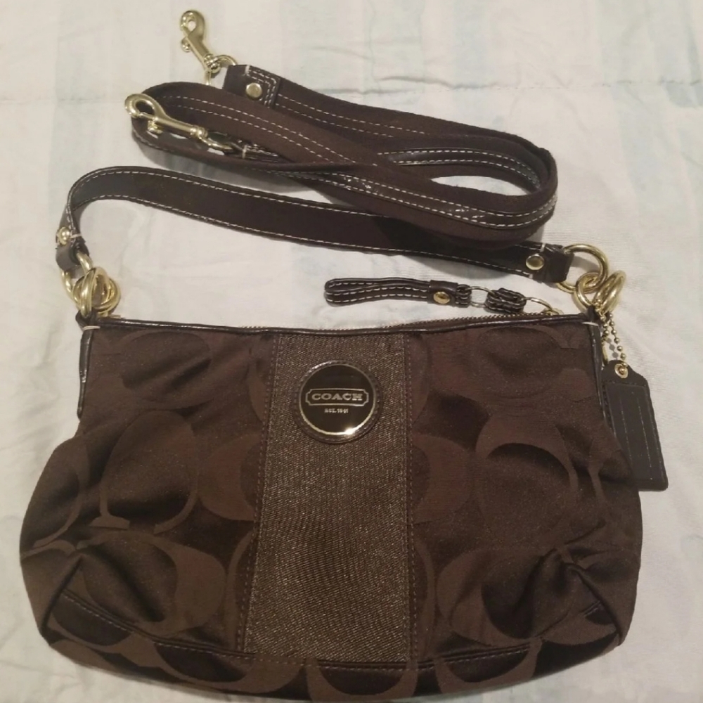 Coach crossbody/shoulder bag